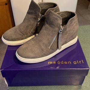 Madden Girl Prevale Gray Suede Hidden Wedge Sneakers